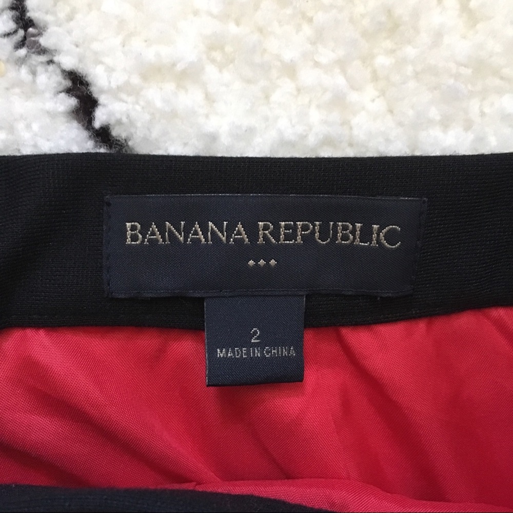 ⭐️LAST CHANCE⭐️ Red tulip skirt - Picture 3 of 3